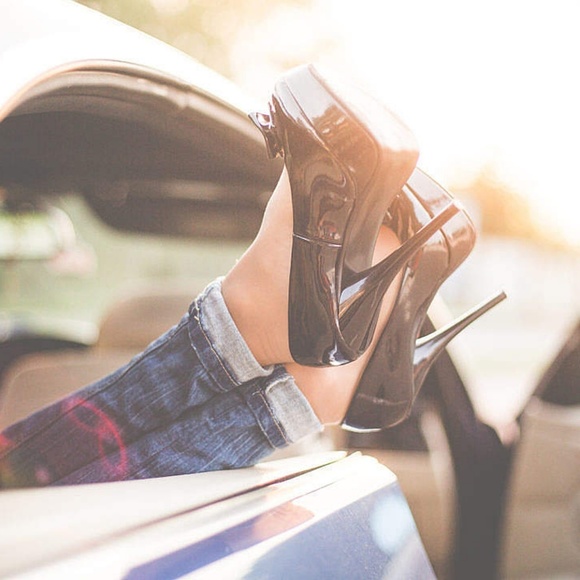 Meet Your Posher, V - Picture 3 of 3